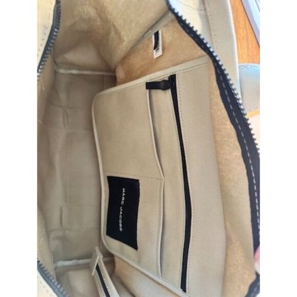 Marc Jacobs Large Canvas Tote - Picture 10 of 10